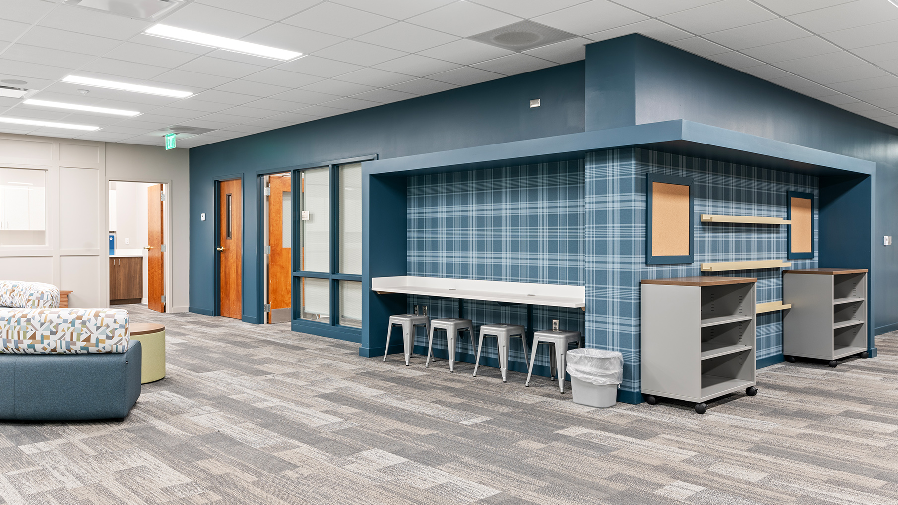 Mountain Brook Elementary School Library 7